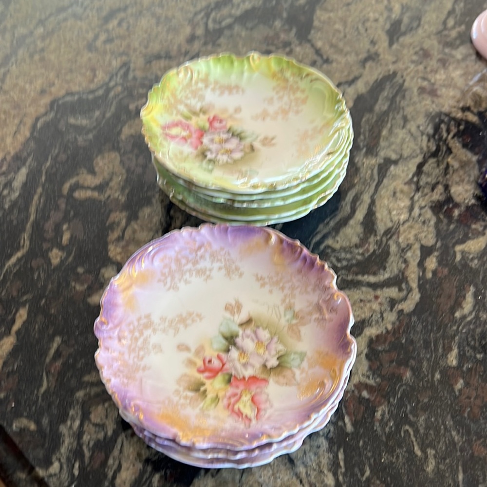 Little dishes